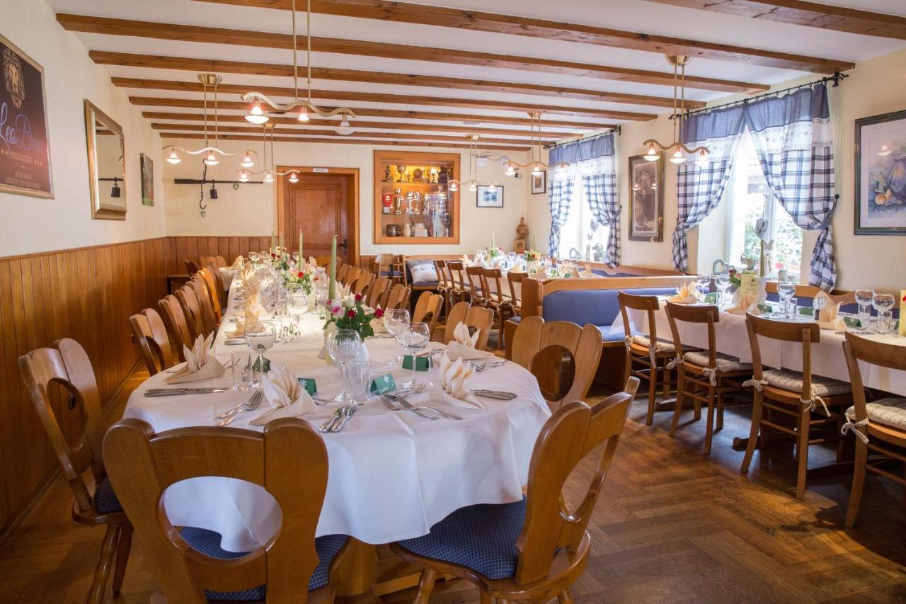 Landgasthof & Brauerei Loewen Sasbach Sasbach  Екстериор снимка