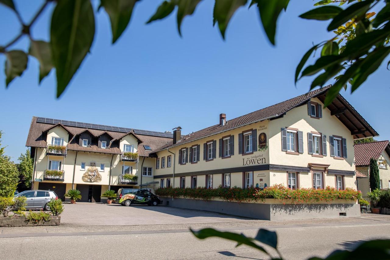 Landgasthof & Brauerei Loewen Sasbach Sasbach  Екстериор снимка